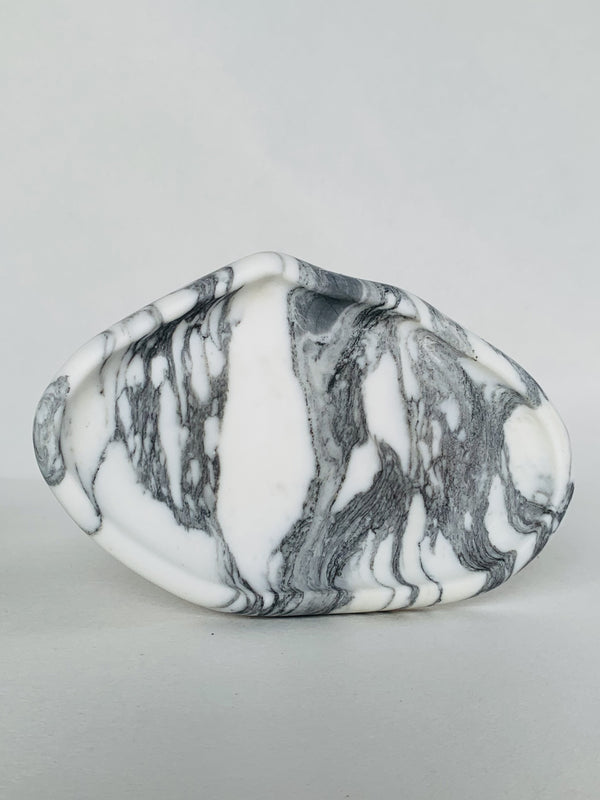 Arabescato Irregular Marble Tray – Luxury Natural Stone Decorative Tray